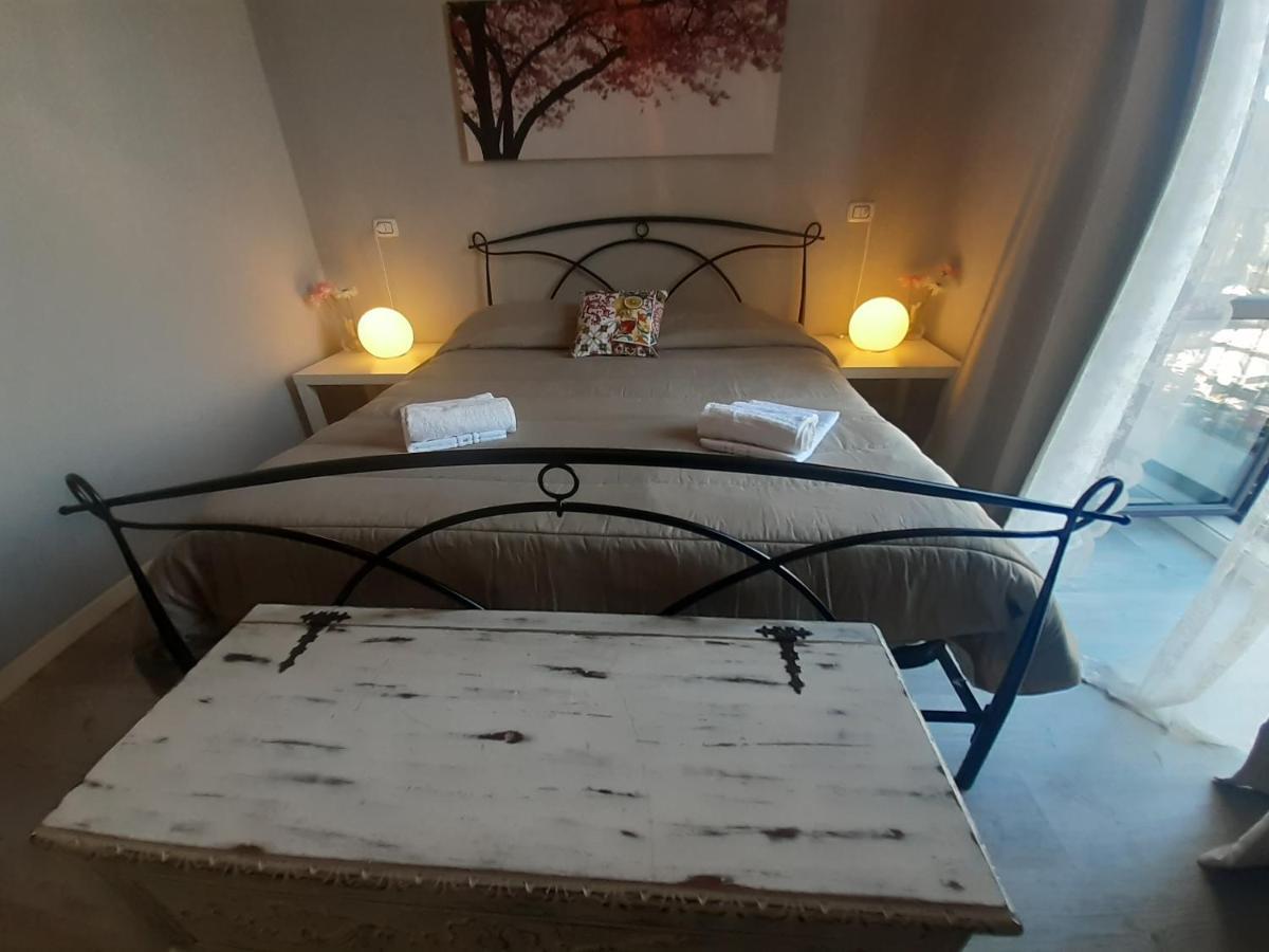 Borgo San Giovanni Rooms Aeroporto di Catania Fontana Rossa Esterno foto